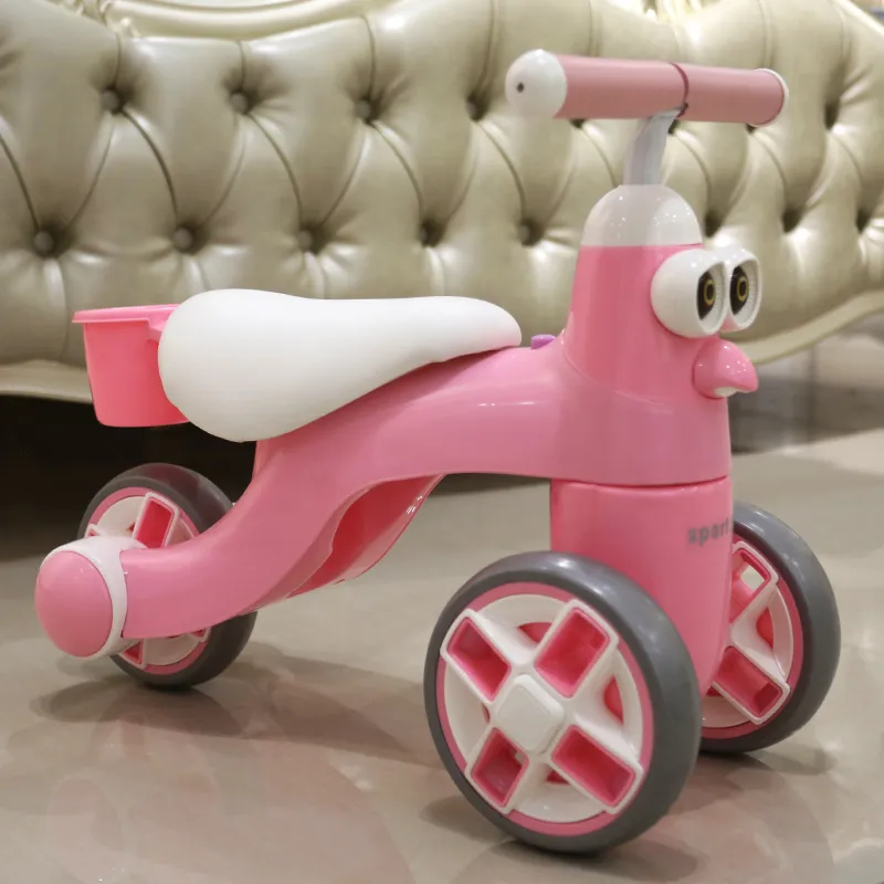 Wholesale Factory 3 Wheels Car Foot Pushed Mini Baby Balance Bike Mini Baby Walker with Light and Music